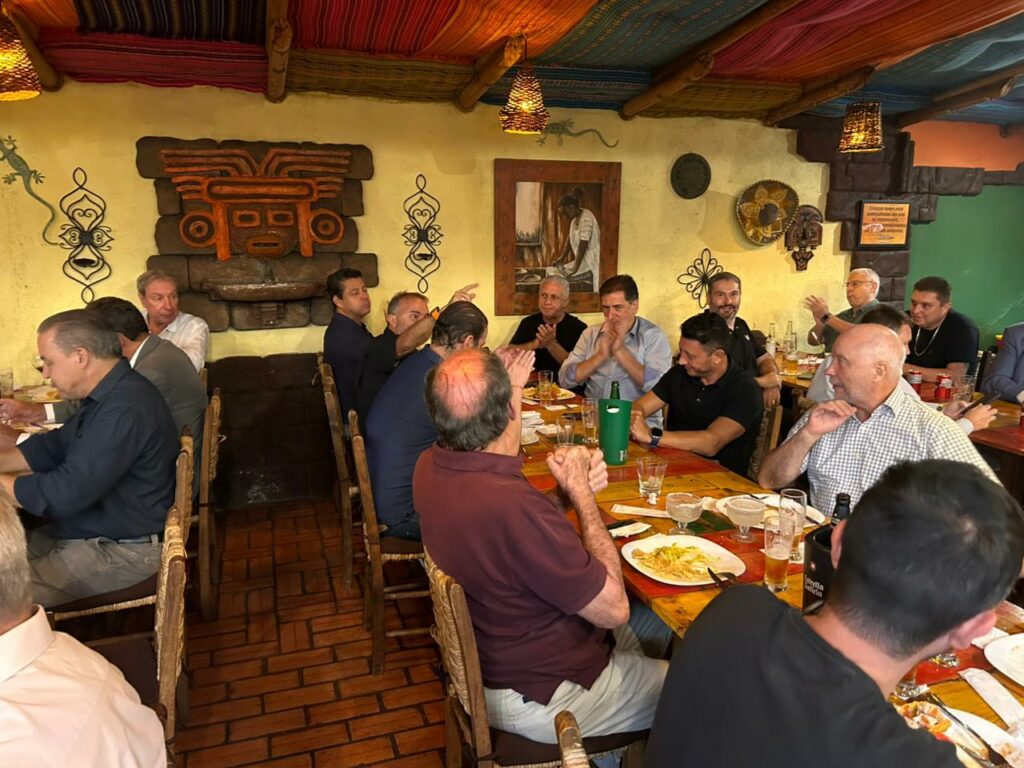 Clube da Bolinha - Totopos - Reitor
