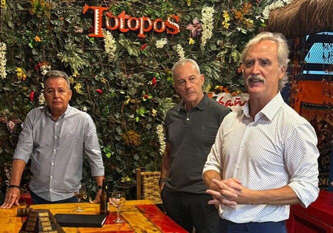 Clube da Bolinha - Totopos - Reitor